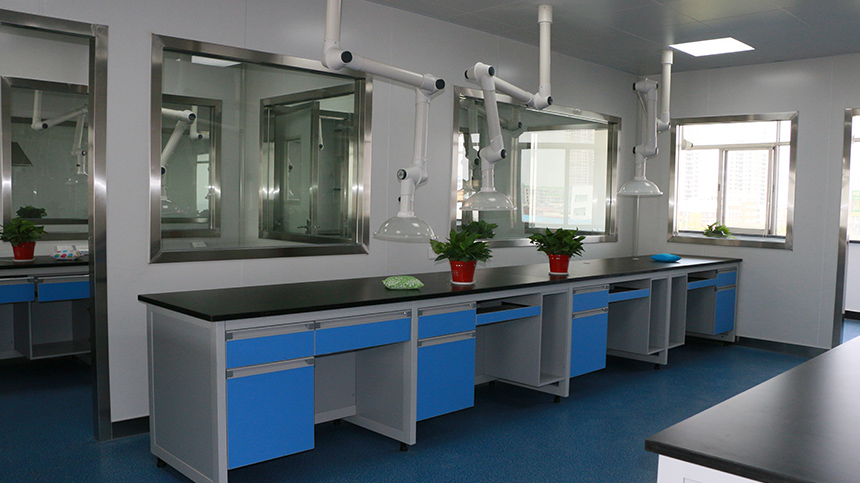 澳優(yōu)乳業(yè)在長?，F(xiàn)代采購實(shí)驗(yàn)臺